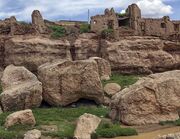 قروه؛ تلاقی تاریخ، هنر و معماری صخره‌ای در دل استان زنجان