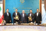 تفاهم‌نامه تامین مالی سه همتی وزارت میراث‌فرهنگی و بانک ملی ایران امضا شد/ گامی برای تسهیل سرمایه‌گذاری و توسعه طرح‌های گردشگری و صنایع‌دستی