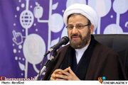 «تمایزگرایی انقلاب اسلامی» در بُعد «ستیزه‌گری‌اش» خلاصه نمی‌شود/ کار زیادی در «حوزه‌ی علوم انسانیِ» متناسب با «اقتضائات گفتمان انقلاب اسلامی» در پیش داریم!