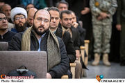بر اثر ترکیدگی لاستیک یک تانکر حمل سوخت «علی فروغی» و دو همراه وی دچار آسیب‌دیدگی شدند