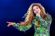 آهنگ افتتاحیه جام جهانی توسط بدل شکیرا اجرا شد؟