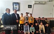 دیدار جمعی از دانش آموزان در قم با مادر شهید «علی باقری»
