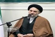 حجت الاسلام حسینی: انقلاب اسلامی با پشتوانه الهی و ایمان مردم شکست‌ناپذیر است