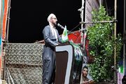 بی‌تفاوتی در برابر جبهه حق خطری است که قرآن در مورد آن هشدار می‌دهد