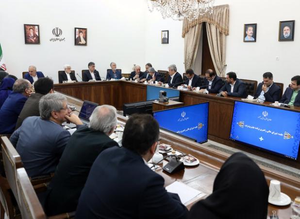 عارف: ۹۰ درصد آئیننامههای اجرایی برنامه هفتم در دولت نهایی... -