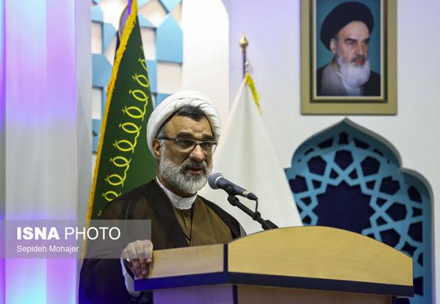 پیوند عقلانیت و معنویت اساس مدیریت در اندیشه امامین انقلاب ا... -