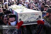 آیین وداع با پیکرهای ۱۰۰ شهید گمنام در موزه انقلاب برگزار می... -