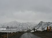 جاده‌ ۲۴ استان کشور امروز برفی و بارانی است - اکونیوز