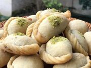 طرز تهیه قطاب کرمانی بدون تخم مرغ - اکونیوز