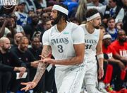 دوره یک ماهه آنتونی دیویس از NBA - اکونیوز