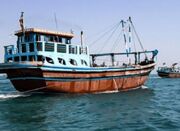 توقیف سه لنج صیادی در آب‌های جاسک و دستگیری ۱۱ متهم - اکونیوز