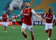 بمب مدنظر استقلالِ پنجره بسته لو رفت! - اکونیوز