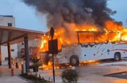آتش‌سوزی یک دستگاه اتوبوس در پایانه مسافربری رامسر - اکونیوز