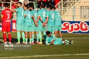 تساوی پیکان و استقلال در نیمه اول - اکونیوز