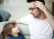 گفت‌وگو با کودک؛ سپر روانی در بحران‌ها - اکونیوز