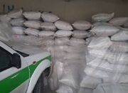 توقیف بیش از ۴ تن مکمل خوراک دام غیر مجاز در الیگودرز - اکونیوز