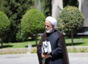 با اظهارات نسنجیده پشت دیپلمات‌ها را خالی نکنیم - اکونیوز
