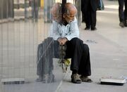 شکاف فزاینده درآمد پایدار خانوار با هزینه‌های زندگی - اکونیوز