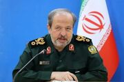فرمانده سپاه: در جریان جنگ تولید سلاح‌های پیشرفته متوقف نشد