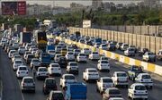 آخرین وضعیت ترافیکی محور‌های منتهی به شهر قم / ترافیک آزادراه تهران–قم به اوج رسید