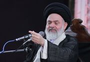 خشم امام جمعه قم از احتمال رفع فیلترینگ: فضای مجازی در جنگ اعلام نشده علیه انقلاب و مردم ما است