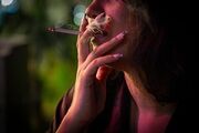 افزایش ۱۳۵ درصدی مصرف دخانیات در دختران ۱۳ تا ۱۵ ساله / ۲۴ درصد جمعیت کشور درگیر دخانیات هستند