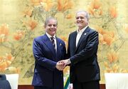 پزشکیان: احترام متقابل و التزام عملی به تعهدات، پیش‌شرط هرگونه توافق پایدار و موفق خواهد بود/ امیدواریم با رویکردی مسئولانه از سوی همه طرف‌ها، فرصت ایجادشده برای تقویت صلح، امنیت و ثبات منطقه‌ای حفظ شود/ شهباز شریف: اطمینان دارم که مسئولان عالی ایران با تدبیر و درایت، روند تحولات را مدیریت خواهند کرد