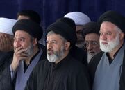 ببینید / حضور فرزندان رهبر شهید در شب دوم مراسم بزرگداشت رهبر شهید انقلاب در حرم امام رضا (ع)