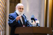 چمران: جابه‌جایی «انبار نفت» سخت است، چون می‌گویند باید انبار‌هایی داشته باشیم تا سریع جایگزین کنیم که از نظر امنیت داخلی برای تهران مناسب نیست/ سوبسید گازوئیل یا بنزین را باید به مترو بدهند تا اتوبوس‌ یا وسایل جدید بخریم