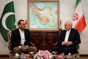 رئیس کمیته روابط خارجی مجلس: عاصم منیر از طرف آمریکا پیام داده که ایران به تفاهم‌نامه برگردد/ به نظر می‌رسد اصلی‌ترین هدف سفر وی، احیای روند سیاسی متوقف شده است/ آمریکایی‌ها از عاصم منیر خواسته‌اند که با ایران گفت‌و‌گو کند تا تهران وارد فضای سیاسی شود و با هم دیگر کار را پیش ببرند