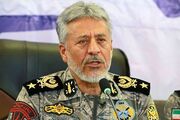 معاون هماهنگ‌کننده ارتش: بدون اجازه ایران هیچ تحرکی در تنگه هرمز انجام نمی‌شود / نیروی دریایی ارتش شرق تنگه هرمز، شمال اقیانوس هند و دریای عمان را تحت کنترل کامل دارد