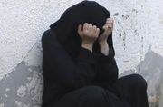 زن نظافتچی پس از بیهوش کردن صاحبخانه، دلار و گوشی ۳۰۰ میلیونی را سرقت کرد