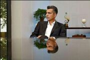 واکنش وزارت ارشاد به جنجال دست‌بوسی فردوسی‌پور