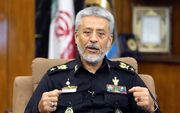 دریادار سیاری: خلیج فارس و تنگه هرمز تحت کنترل کامل سپاه و دریای عمان و شمال اقیانوس هند تحت کنترل کامل ارتش است