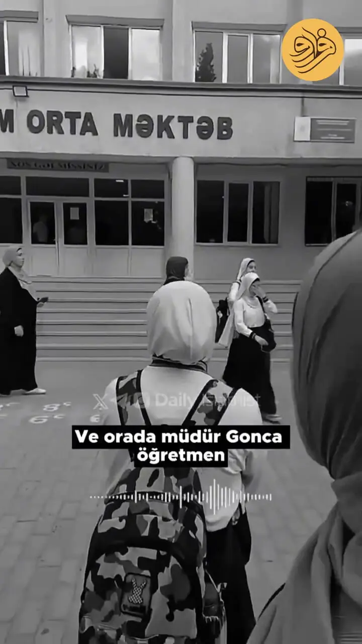 دختران محجبه از ورود به مدارس آذربایجان بازماندهاند