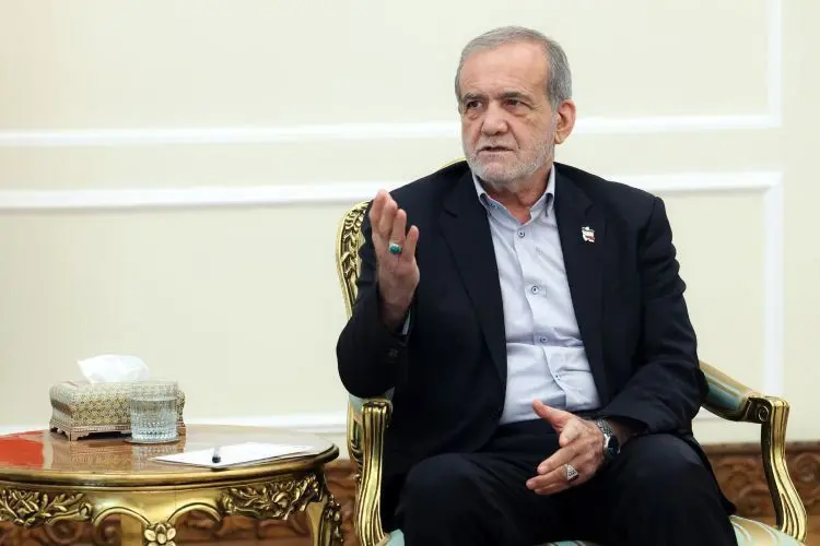 پزشکیان: من از دشمن نمیترسم، اما از اختلاف داخلی هراس دارم