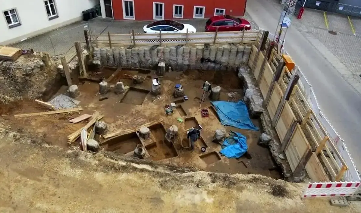 کشف معبد ۲۰۰۰ ساله الهه ایرانی در قلب آلمان