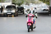 موتورسواری زیر فشار آزار؛ روایتی تلخ از آنچه زنان موتورسوار در خیابان تجربه می‌کنند