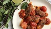 طرز تهیه کباب تابه‌ای با سس گوجه به سبک رستوران