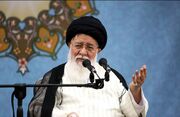 علم الهدی: تهیه هر چیزی که موجب ارعاب دشمن شود واجب است/ امروز سلاح اتمی مایه ارعاب است