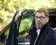 فیلم سینمایی غبار میمون؛ روایتی از اختلاف تمدنی ایران با جهان غرب