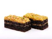 طرز تهیه کیک شکلاتی با روکش نارگیلی