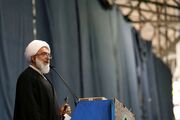 خطیب جمعه تهران: تا زانو زدن دشمن را نبینیم دست از سرش برنمی‌داریم