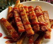 طرز تهیه سیب زمینی پیتزایی؛ فست فود سه سوته در منزل