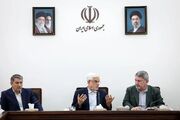 عارف: دولت برای جنگ تمام عیار آماده است/ برای جنگ اقتصادی برنامه داریم