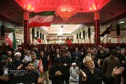 گزارش تصویری؛ زائران حرم بانوی کرامت در سوگ ام ابیها اشک ماتم ریختند