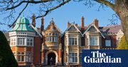 Cambridge college unmasks alumnae who were Bletchley Park codebreakers