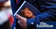 ‘We miss her so much’: fans welcome Angela Merkel’s return to stage