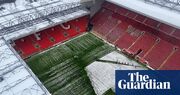 Liverpool v Manchester United goes ahead as planned despite heavy snow