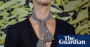 Mysterious 300-carat diamond necklace fetches £3.8m in Geneva auction